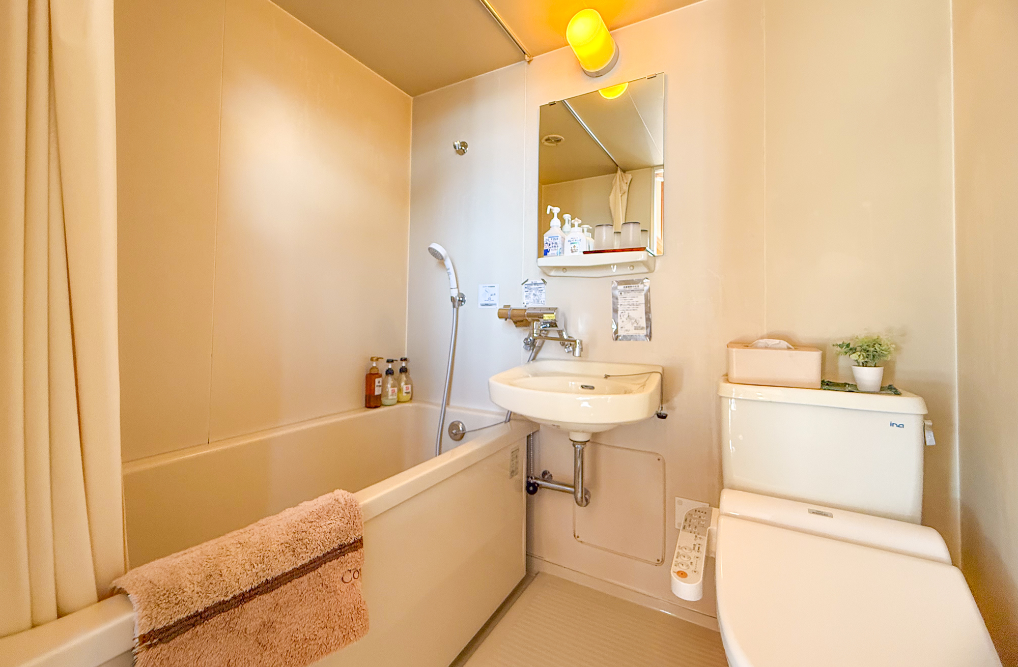 山桜の間　和室８帖（其の四）