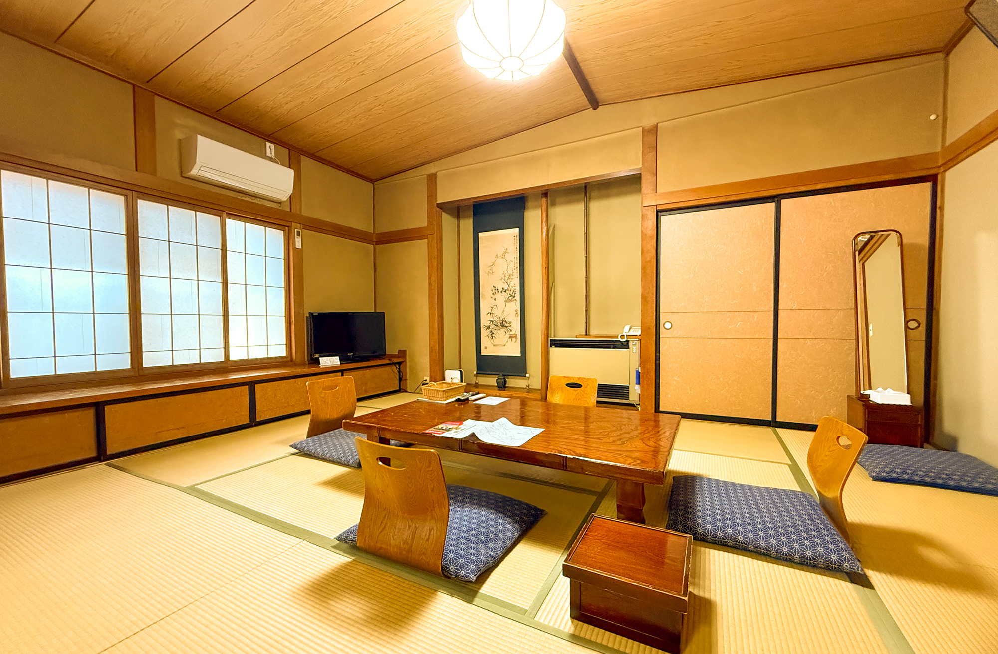 椿の間　和室１０帖＋１０帖（其の二）