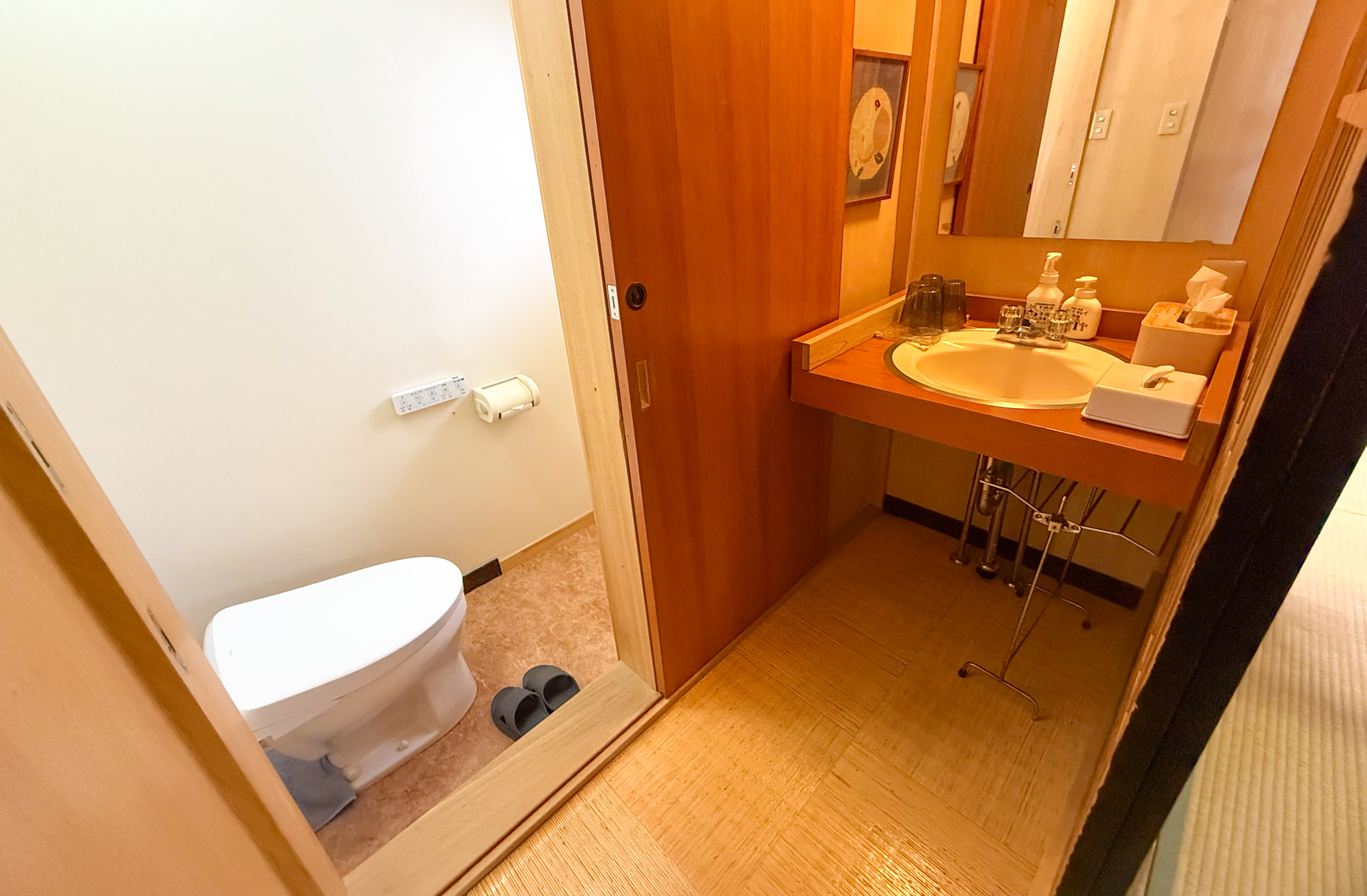 椿の間　和室１０帖＋１０帖（其の四）