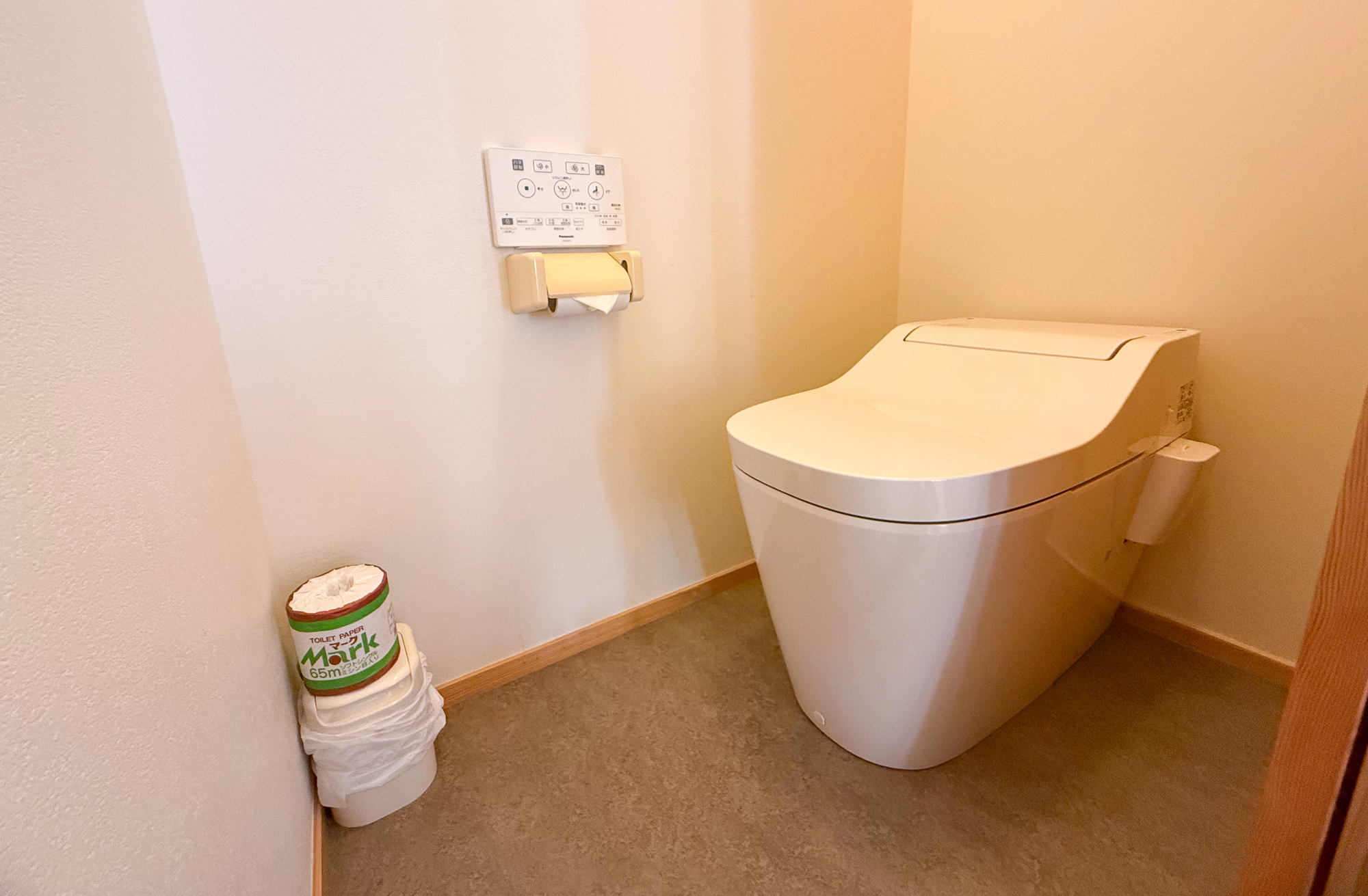 胡蝶の間　和室８帖（其の五）